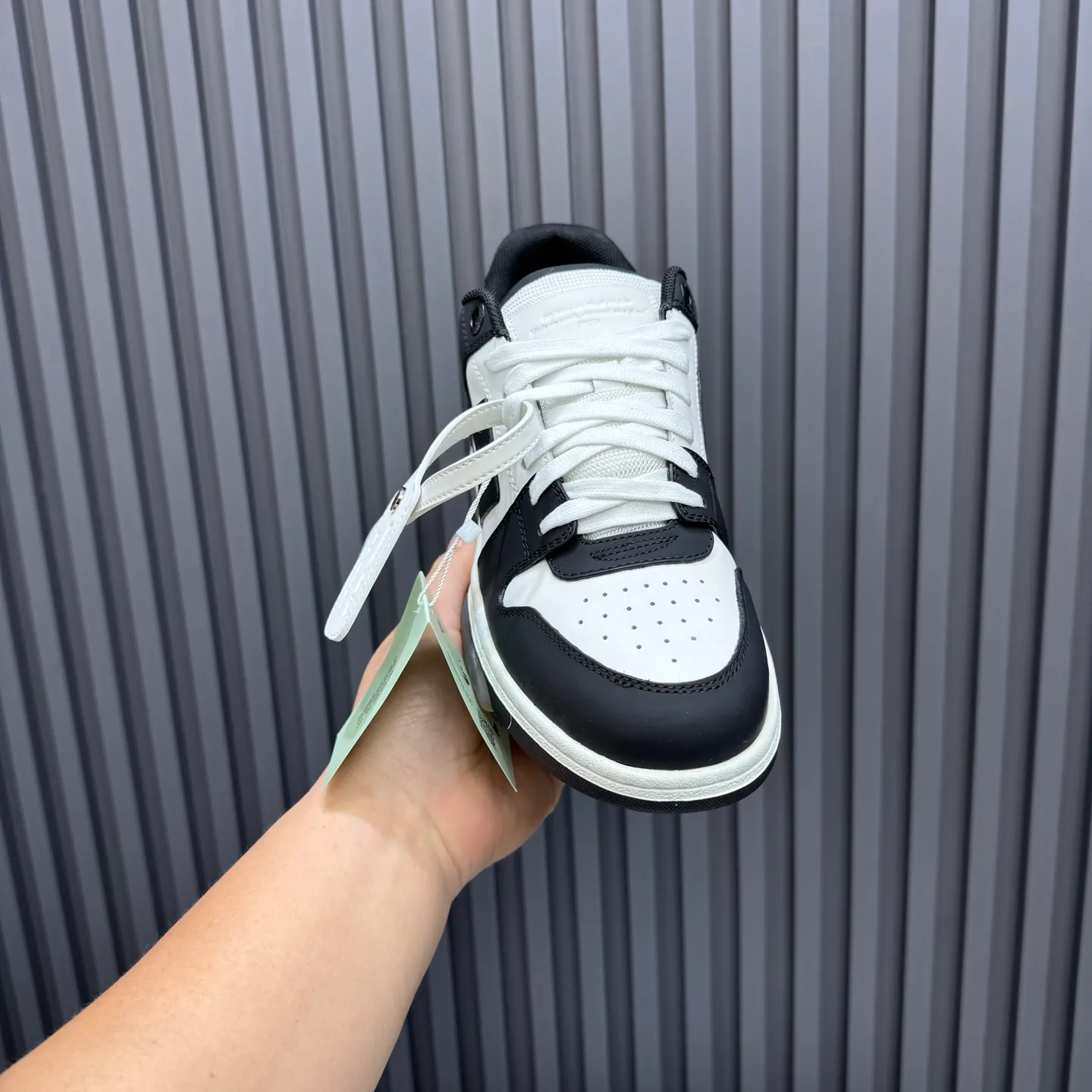 P620 OFF WHITE⚡️Couple model⚡️35-40 women’s model 39-46 men’s model